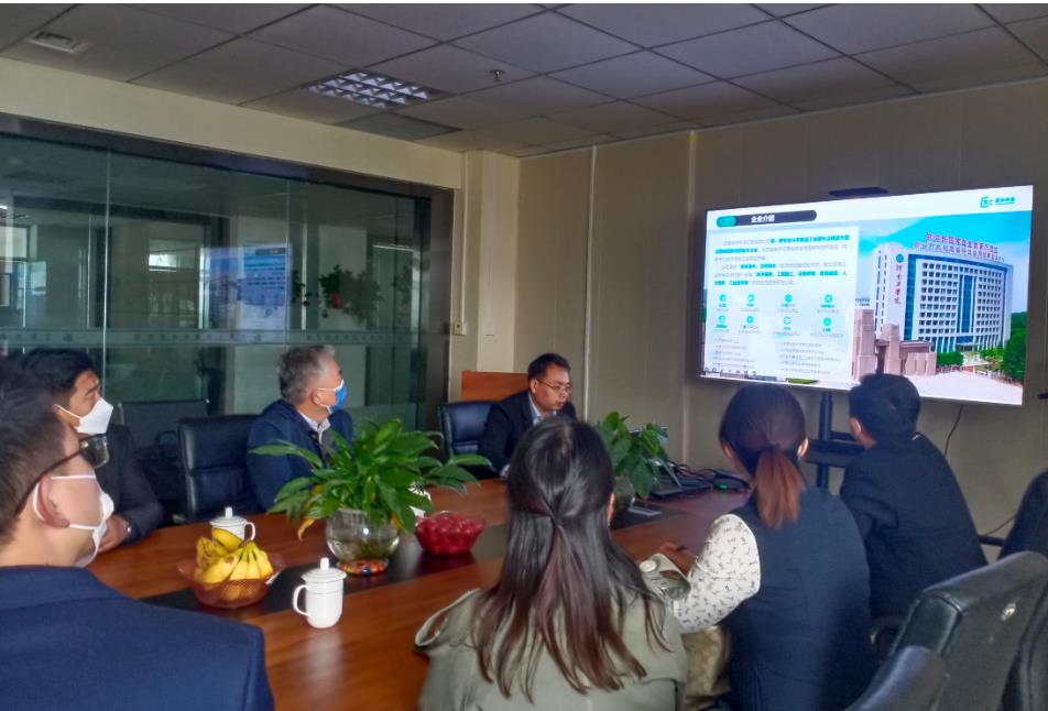 熱烈歡迎新鄉(xiāng)市工商聯(lián)秘書長李秀強一行蒞臨我司指導(dǎo)工作！